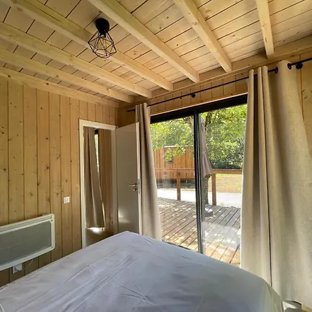 Le Hameau De L'ourthe * ホッファライズ