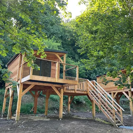 Le Hameau De L'ourthe