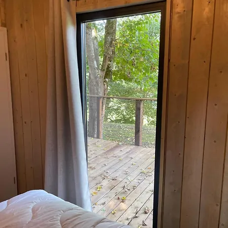 Le Hameau De L'ourthe *