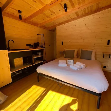 Le Hameau De L'ourthe *