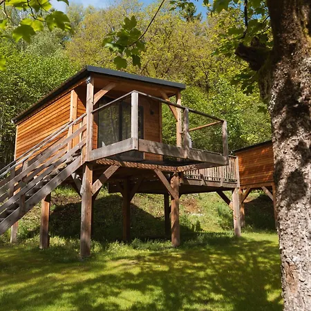 ホリデーパーク Le Hameau De L'ourthe